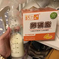 寶寶喝奶喝的津津有味，就覺得很滿足